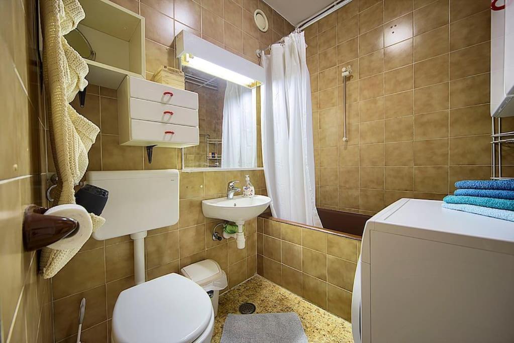 Apartman Big Cozy Near The Beach/center Pula